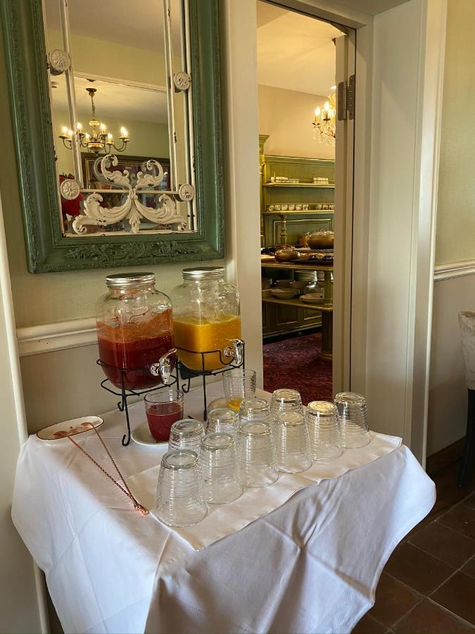 Ebel Boutique Hotel 티라나 외부 사진