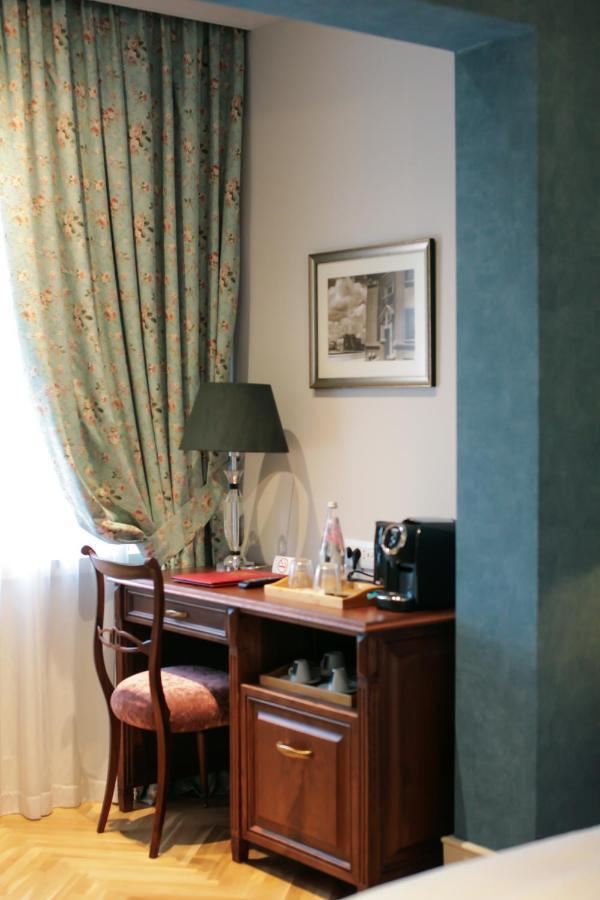 Ebel Boutique Hotel 티라나 외부 사진