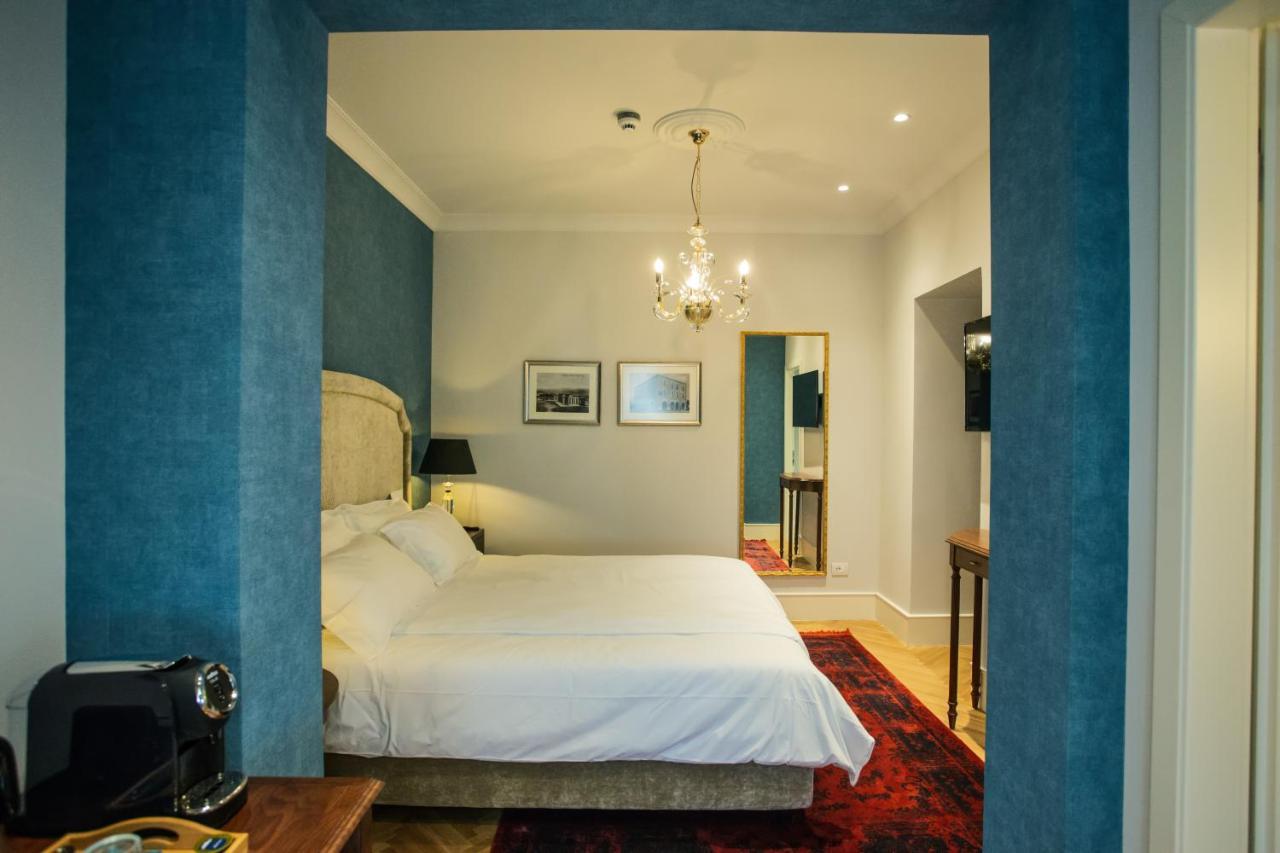 Ebel Boutique Hotel 티라나 외부 사진