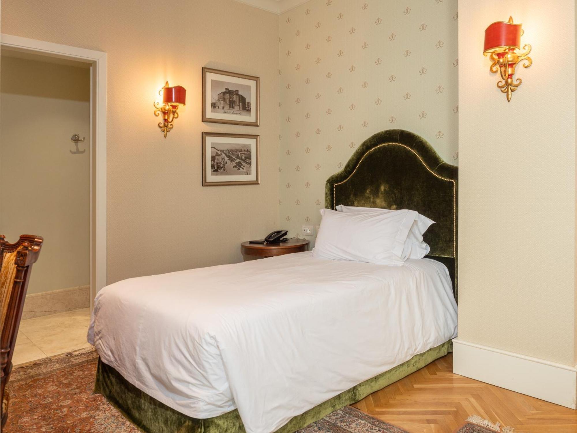 Ebel Boutique Hotel 티라나 외부 사진
