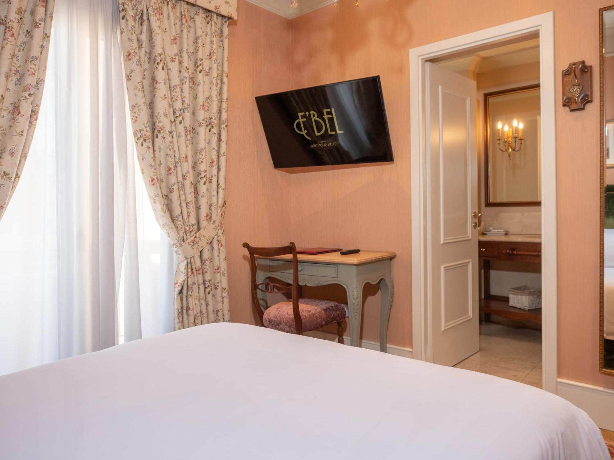 Ebel Boutique Hotel 티라나 외부 사진